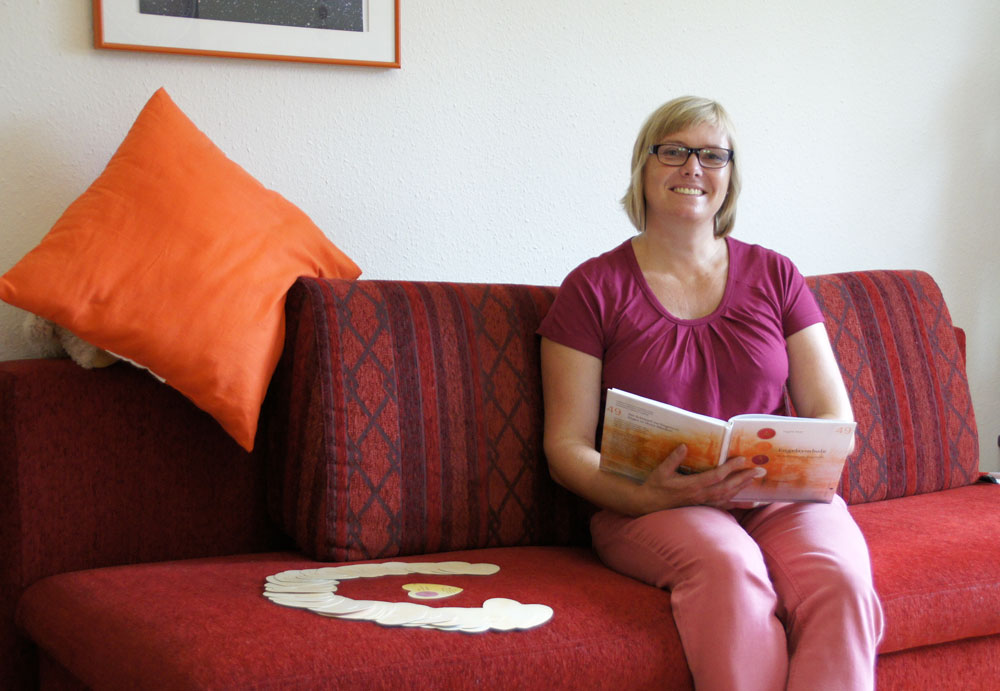 Regina-lesen-daheim